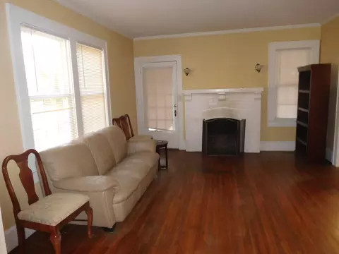 Living - 113 Escambia Ave, Gaffney, SC 29340 photo 2 of 2