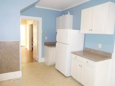 Kitchen - 113 Escambia Ave, Gaffney, SC 29340 photo 1 of 2