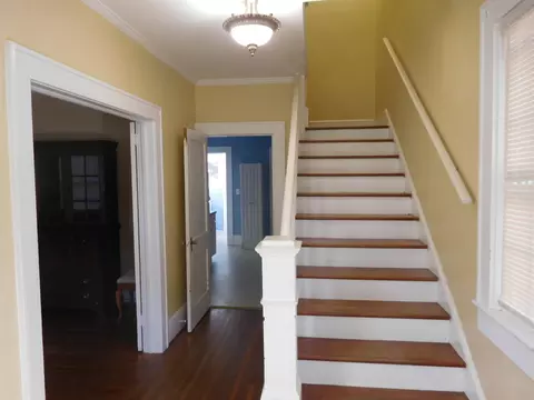 Entry Way - 113 Escambia Ave, Gaffney, SC 29340 photo 1 of 1