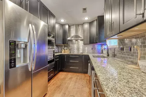 Kitchen - 134 W Celestial Dr, Greer, SC 29651 photo 2 of 7
