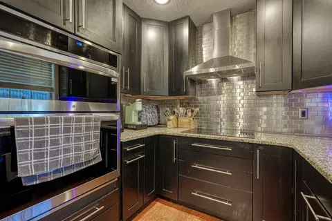 Kitchen - 134 W Celestial Dr, Greer, SC 29651 photo 7 of 7