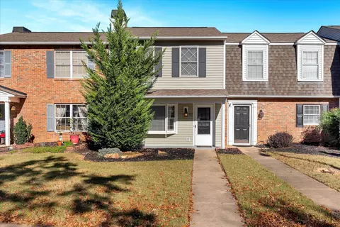 150 Shady Tree Dr, Taylors, SC 29687