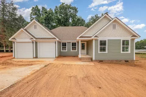 719 Parkview Dr, Laurens, SC 29360