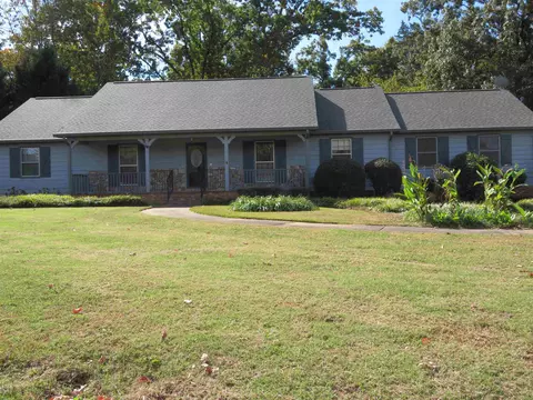 805 Shoresbrook Dr, Spartanburg, SC 29301