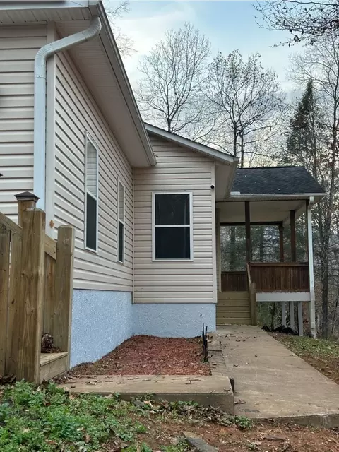178 Levi Rd, Columbus, NC 28722