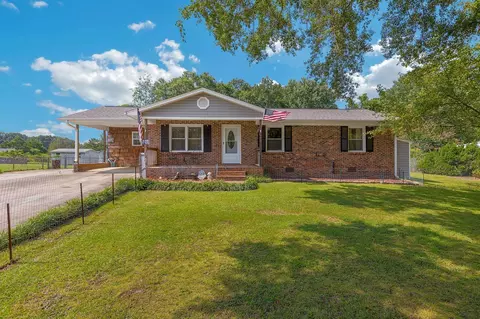 130 Colonial Dr, Chesnee, SC 29323