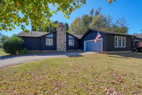 423 Shoally Rd, Boiling Springs, SC 29316
