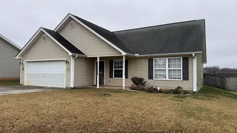 517 Tilgate Ct, Boiling Springs, SC 29316