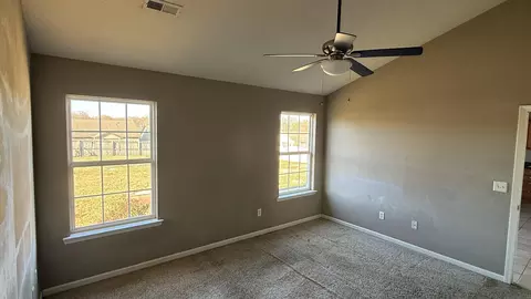 517 Tilgate Ct, Boiling Springs, SC 29316 photo 8