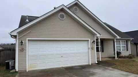 517 Tilgate Ct, Boiling Springs, SC 29316 photo 2