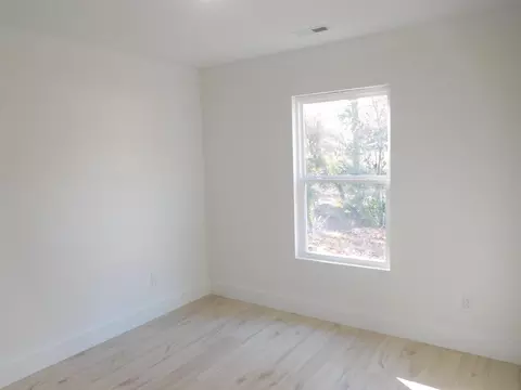 Bedroom - 107 Maple Drive Dr, Gaffney, SC 29341 photo 3 of 3