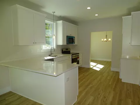 Kitchen - 751 Pearson Town Rd, Moore, SC 29369 photo 1 of 4