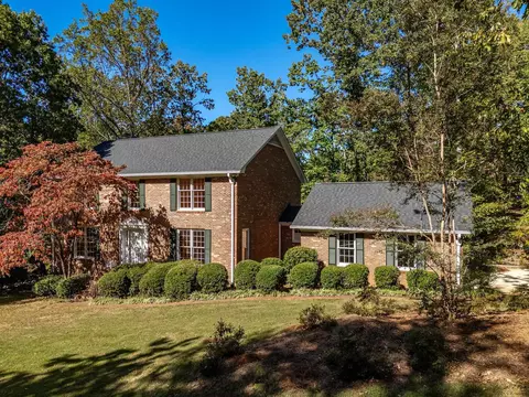9 Phillips Trl, Greenville, SC 29609