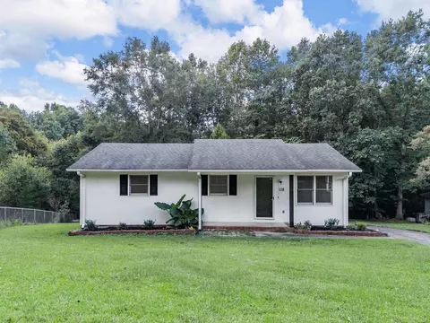 118 Cannon Cir, Wellford, SC 29385