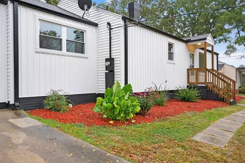 105 S Estate Dr, Greenville, SC 29605