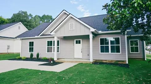 162 Milliken Ave, Drayton, SC 29333