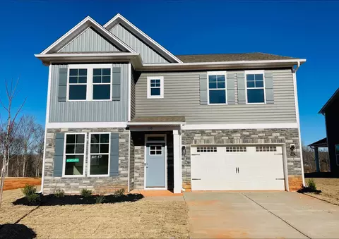 159 Hunter Ridge Dr, Boiling Springs, SC 29316
