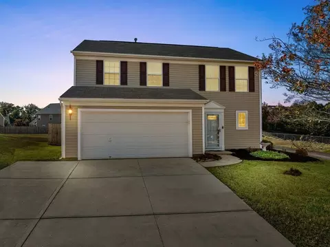 404 Sweeny Ct, Boiling Springs, SC 29316