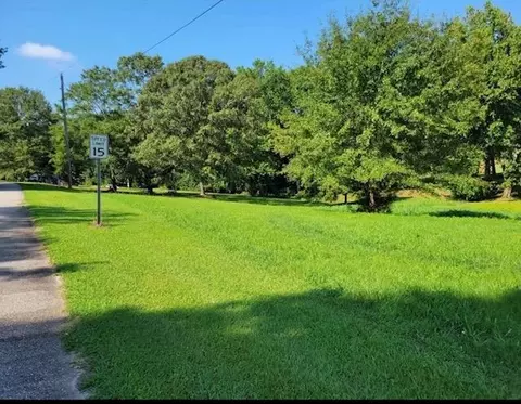 235 Horseshoe Bend Dr, Cowpens, SC 29330
