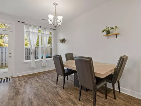Dining - 15 Jaycee Ct, Greenville, SC 29607 photo 1 of 2