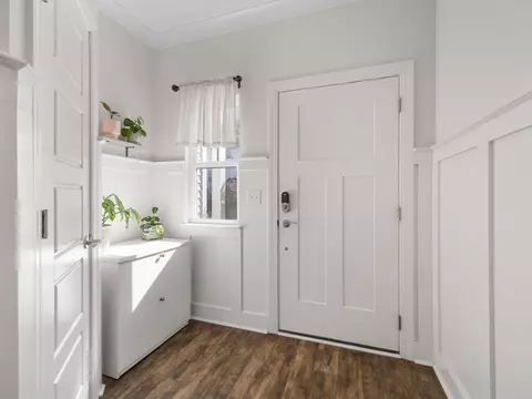 Entry Way - 15 Jaycee Ct, Greenville, SC 29607 photo 1 of 5