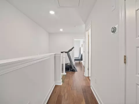 Entry Way - 15 Jaycee Ct, Greenville, SC 29607 photo 5 of 5