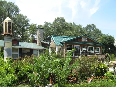 850 Springdale Rd, Cowpens, SC 29330