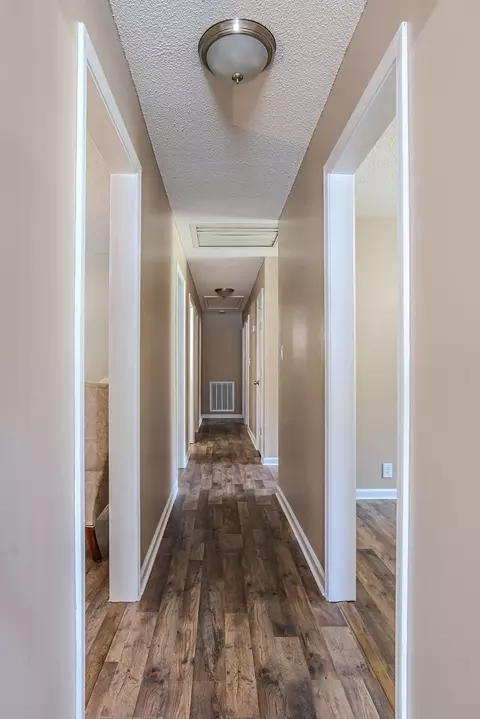 300 Darwin Rd, Gaffney, SC 29340 photo 12