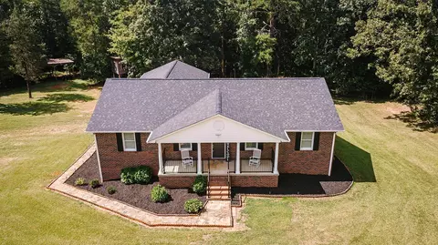 300 Darwin Rd, Gaffney, SC 29340 photo 3