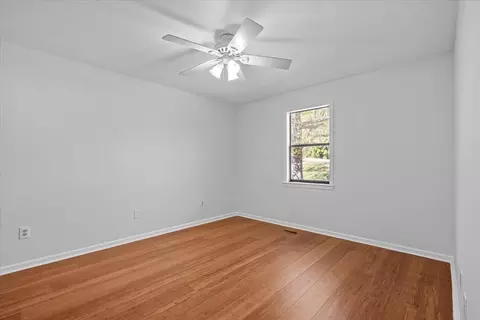 Bedroom - 281 Willow Ct, Central, SC 29630 photo 3 of 4