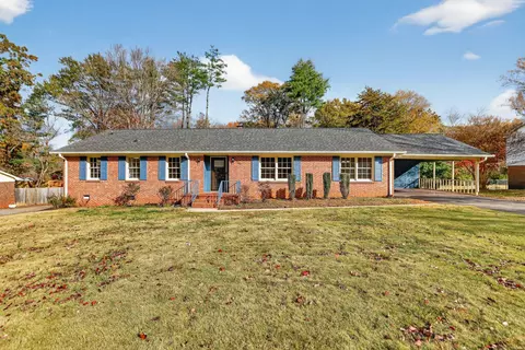 305 Holly Dr, Spartanburg, SC 29301