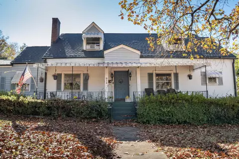 914 Howard St, Spartanburg, SC 29303