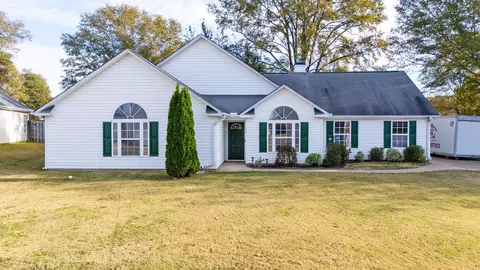 729 Onyx Cir, Boiling Springs, SC 29316
