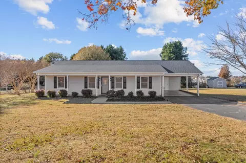 5435 Parris Bridge Rd, Boiling Springs, SC 29316