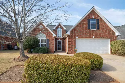 743 Lanyon Ln, Spartanburg, SC 29301