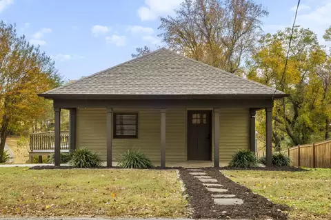 203 Green St, Greer, SC 29650