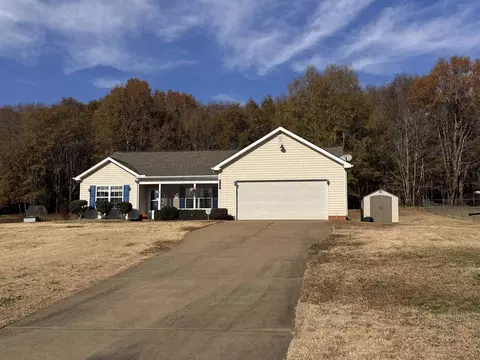 459 Free Stone Ave, Woodruff, SC 29388