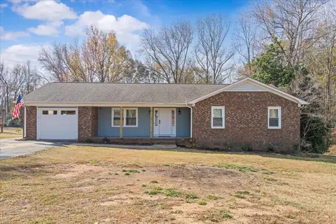 204 Green Ridge Dr, Moore, SC 29369 photo 1