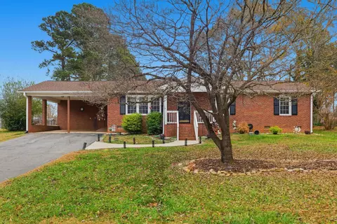 118 Cypress Dr, Inman, SC 29349