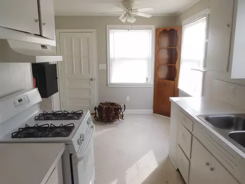 Kitchen - 604 E Oneal Street St, Gaffney, SC 29340 photo 1 of 2