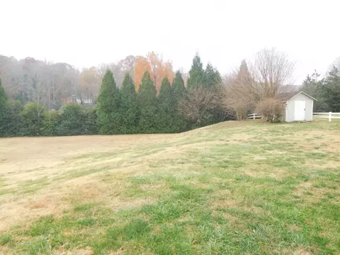 Exterior - 604 E Oneal Street St, Gaffney, SC 29340 photo 4 of 5