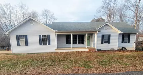 130 Maple Tree Ln, Cowpens, SC 29330