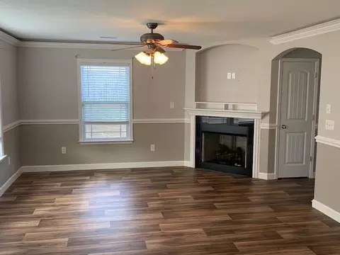 Living - 1149 Merlot Ct, Moore, SC 29369 photo 1 of 2