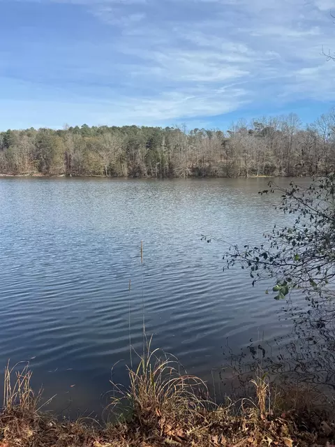 1281 Riveroak Rd, Inman, SC 29349