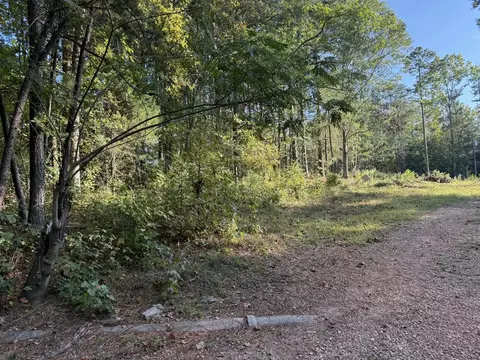330 Oaktree Rd, Spartanburg, SC 29303