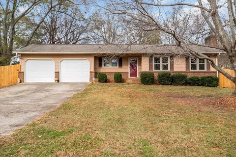 803 E Brookwood Dr, Landrum, SC 29356