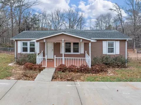 474 Bluebird Ln, Blacksburg, SC 29702