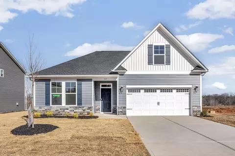 167 Hunter Ridge Dr, Boiling Springs, SC 29316