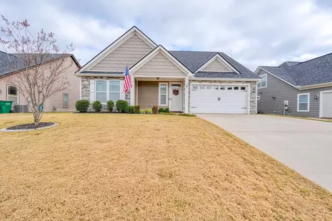 768 Sterling Dr, Boiling Springs, SC 29316