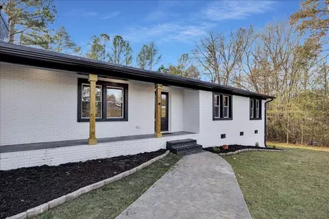 Exterior - 140 Triangle Rd, Gaffney, SC 29340 photo 2 of 6